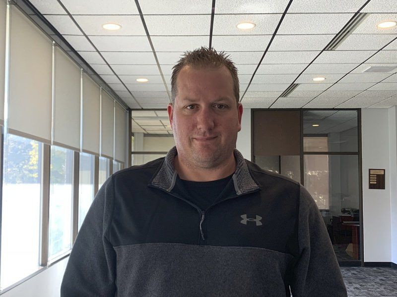10th Legislature District: Incumbent being challenged by reform-minded Republican